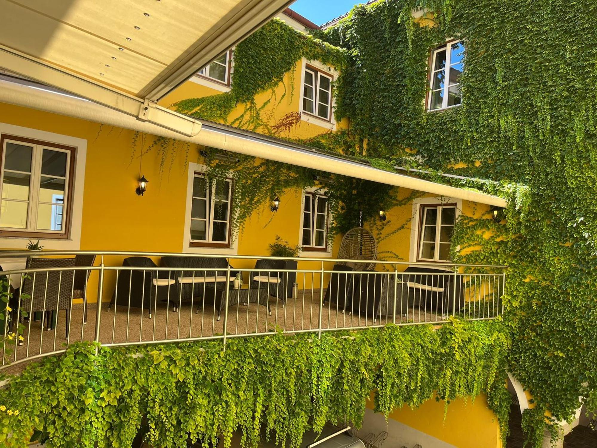 Hotel-Garni Goldenes Kreuz Grein Exterior foto