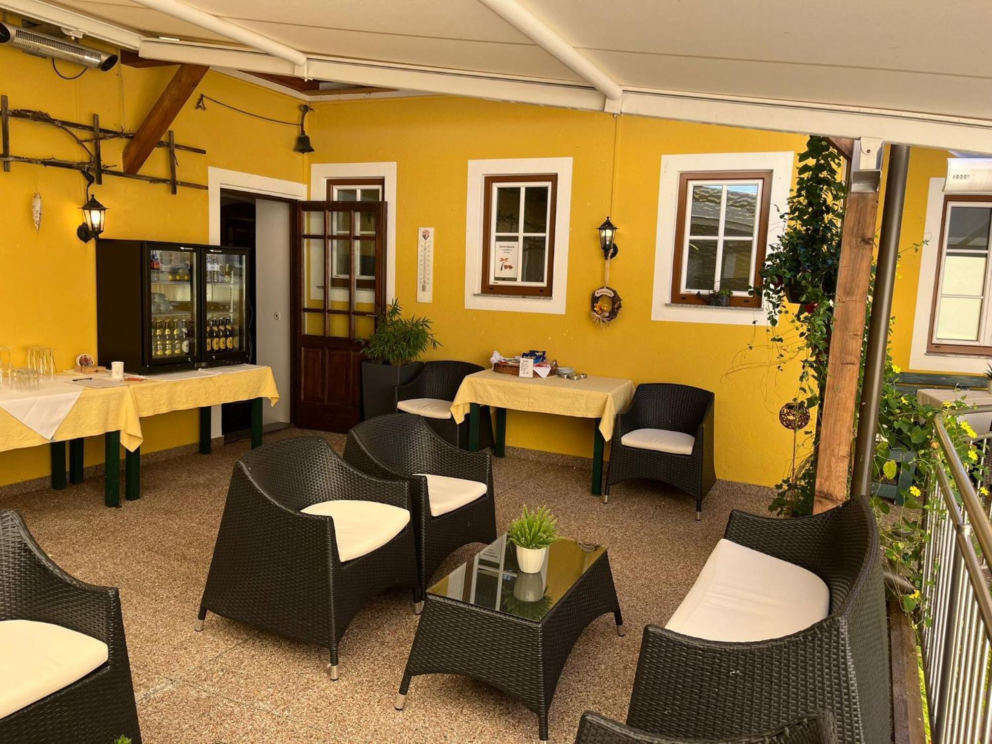 Hotel-Garni Goldenes Kreuz Grein Exterior foto